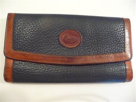 dooney and bourke wallet vintage.